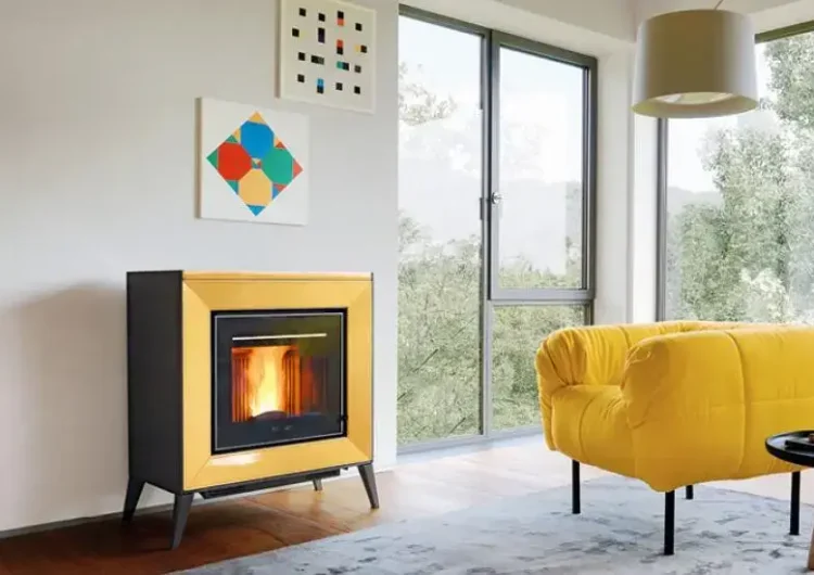nº32 stufa-pellet-line-3-5-kw-maiolica-a-piu-parete-angolo-filomuro-premium-line_immagine1